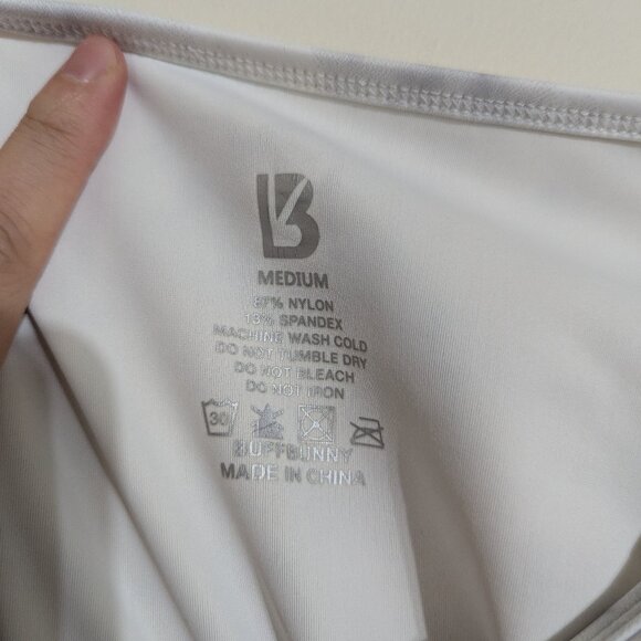 Buff Bunny Long Sleeve Crop Top - Picture 3 of 3